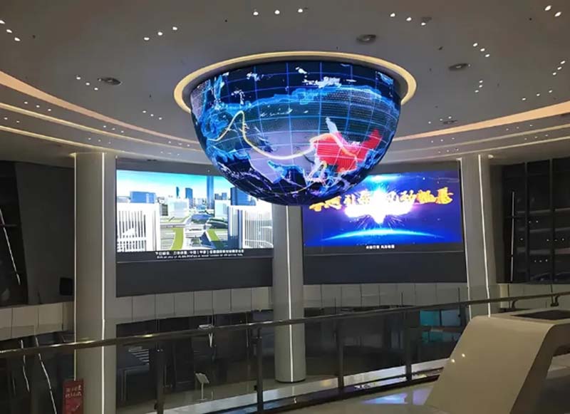 Hemisphere LED screen